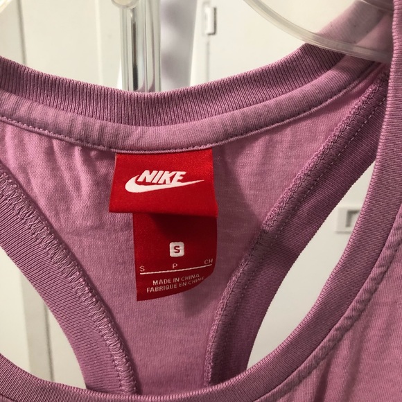 Nike Tank Top - Picture 2 of 3